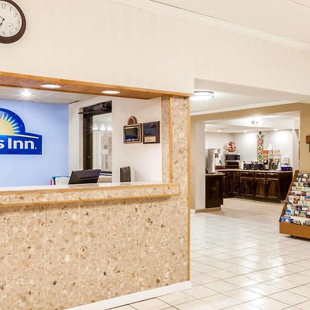 Days Inn Syracuse East Syracuse Zewnętrze zdjęcie
