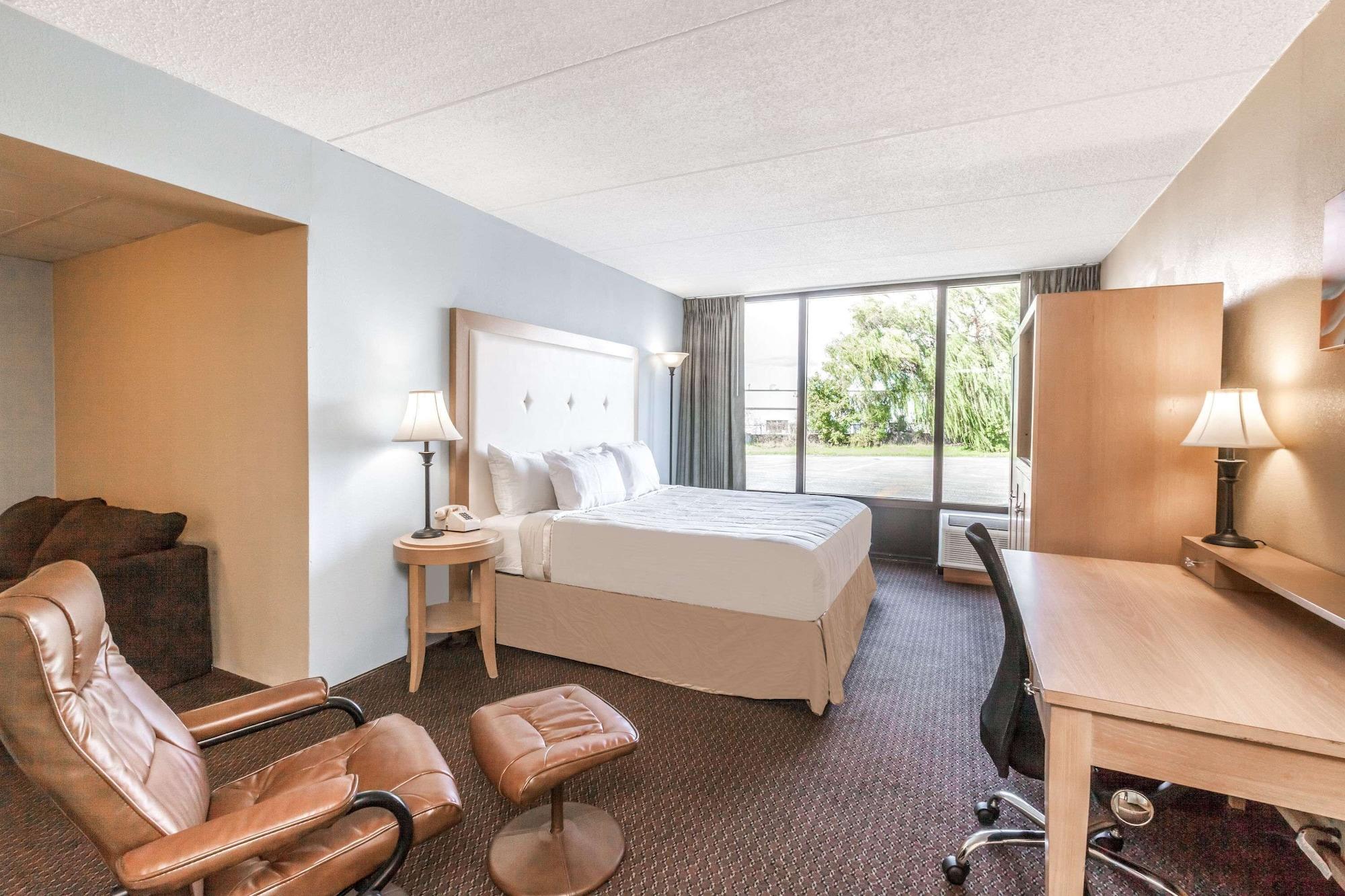 Days Inn Syracuse East Syracuse Zewnętrze zdjęcie